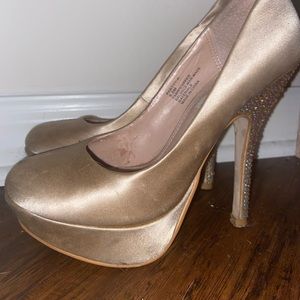 Steve Madden Pumps